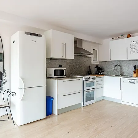 Ca La Nyca トッサ・デ・マール